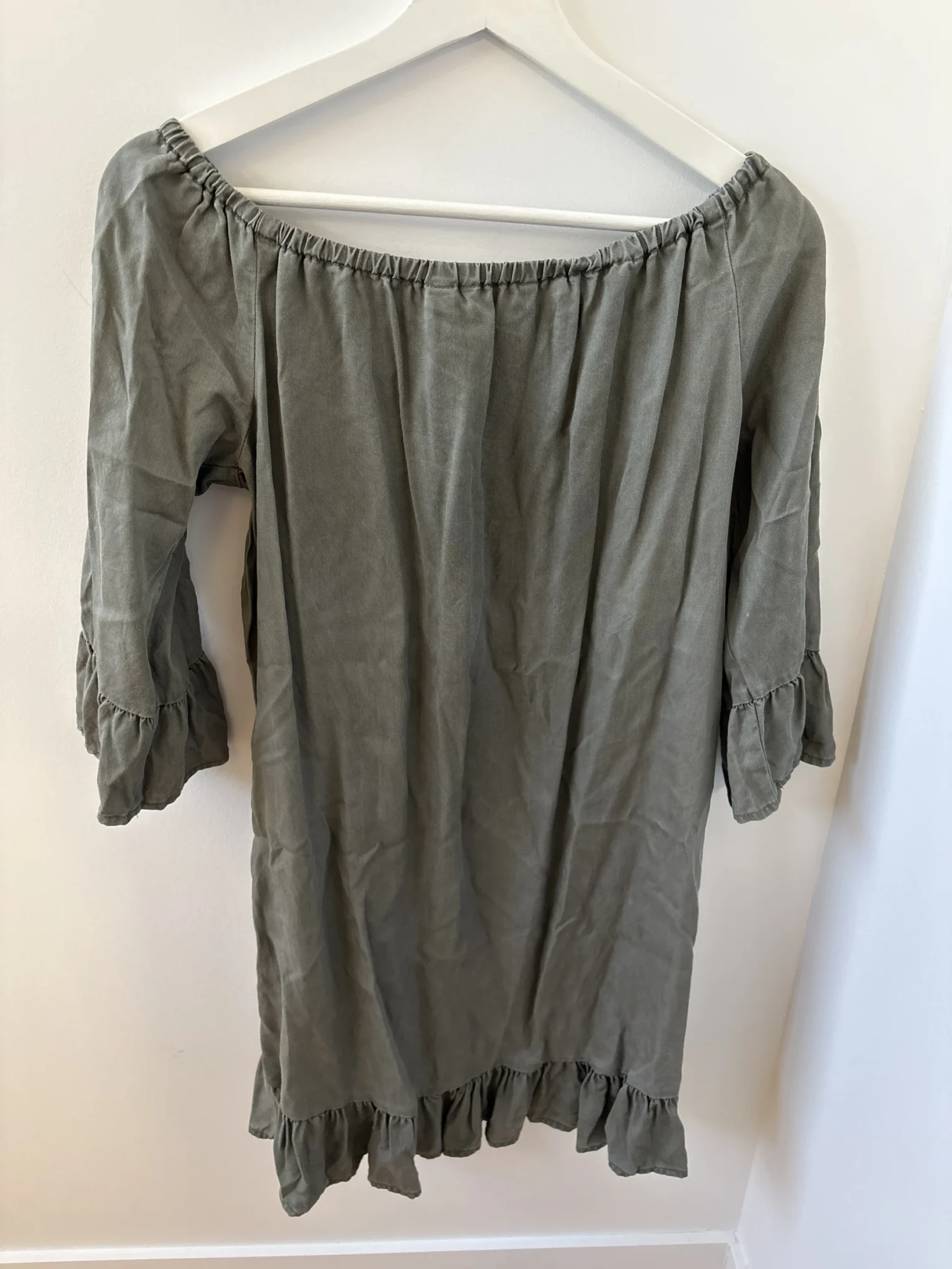 Image for Robe Kaki