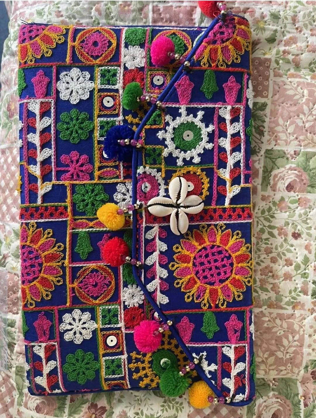 Pochette fabriqué à main *Autre seconde main