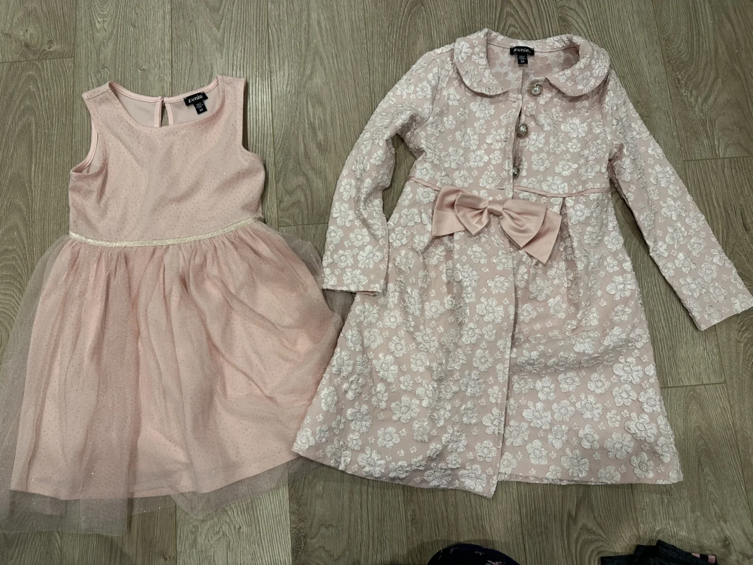 Featured image for Ensemble robe et petit manteau