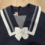 Thumbnail for Robe de couleur marine