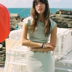 Featured thumbnail for Robe midi vert sauge Zara à manches courtes