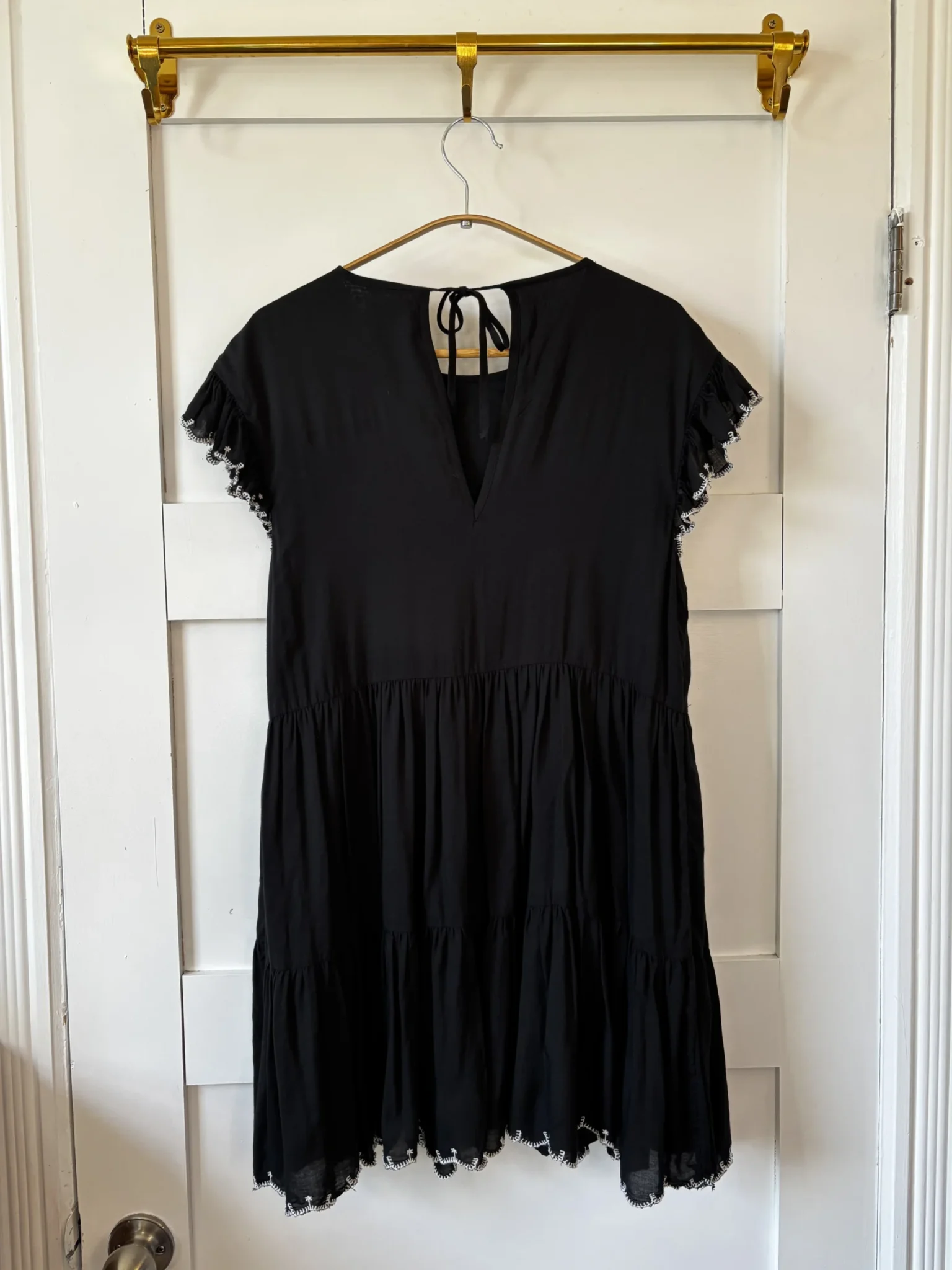 Image for ♥️Robe noir  à volant WILFRED