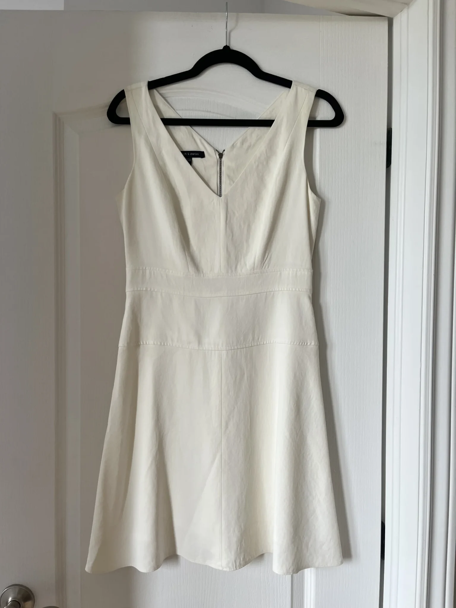 Featured image for Judith & Charles dress size 4 white trapeze cut