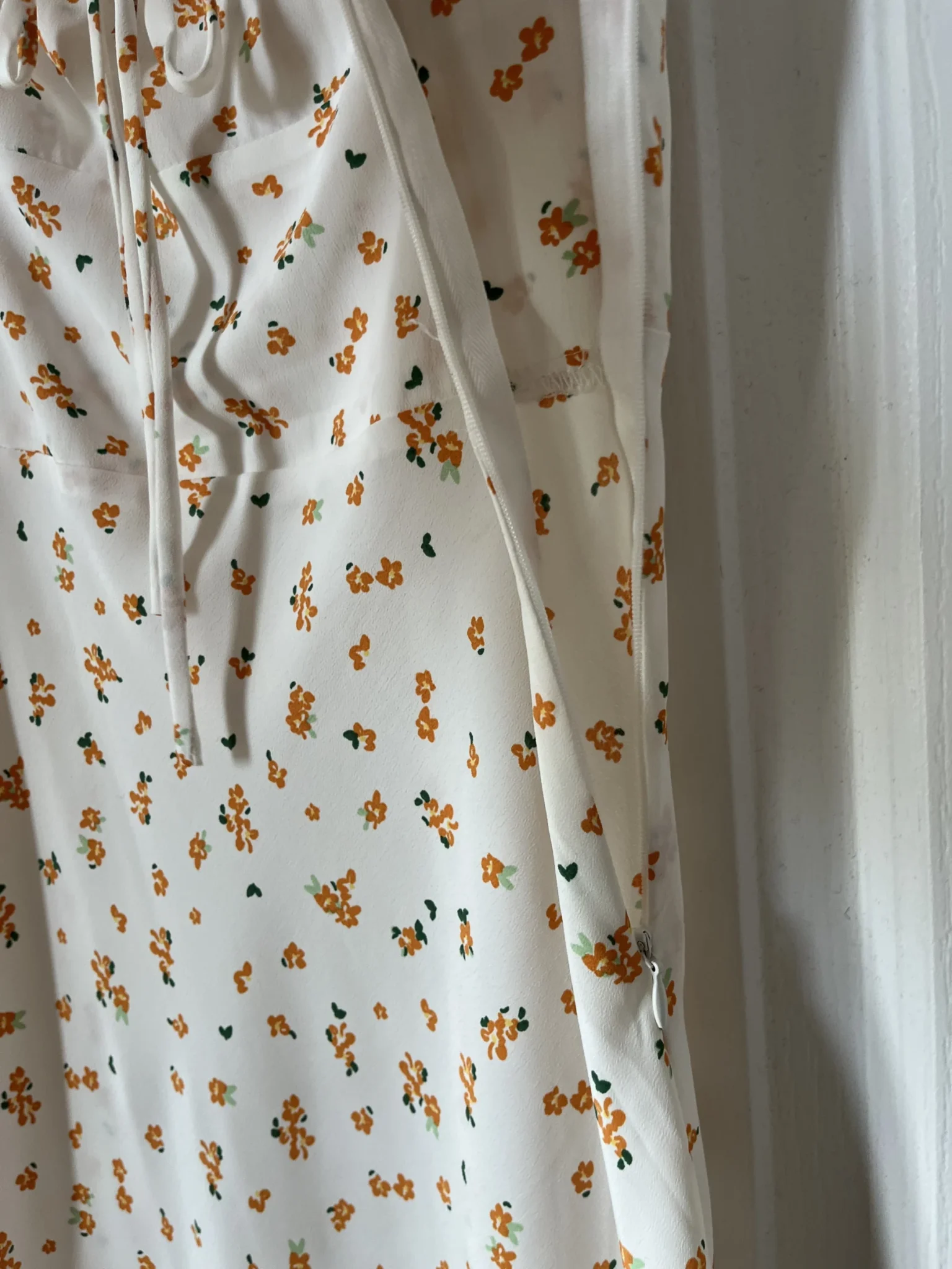 Image for Robe blanche fleuris orange taille M Glamourous