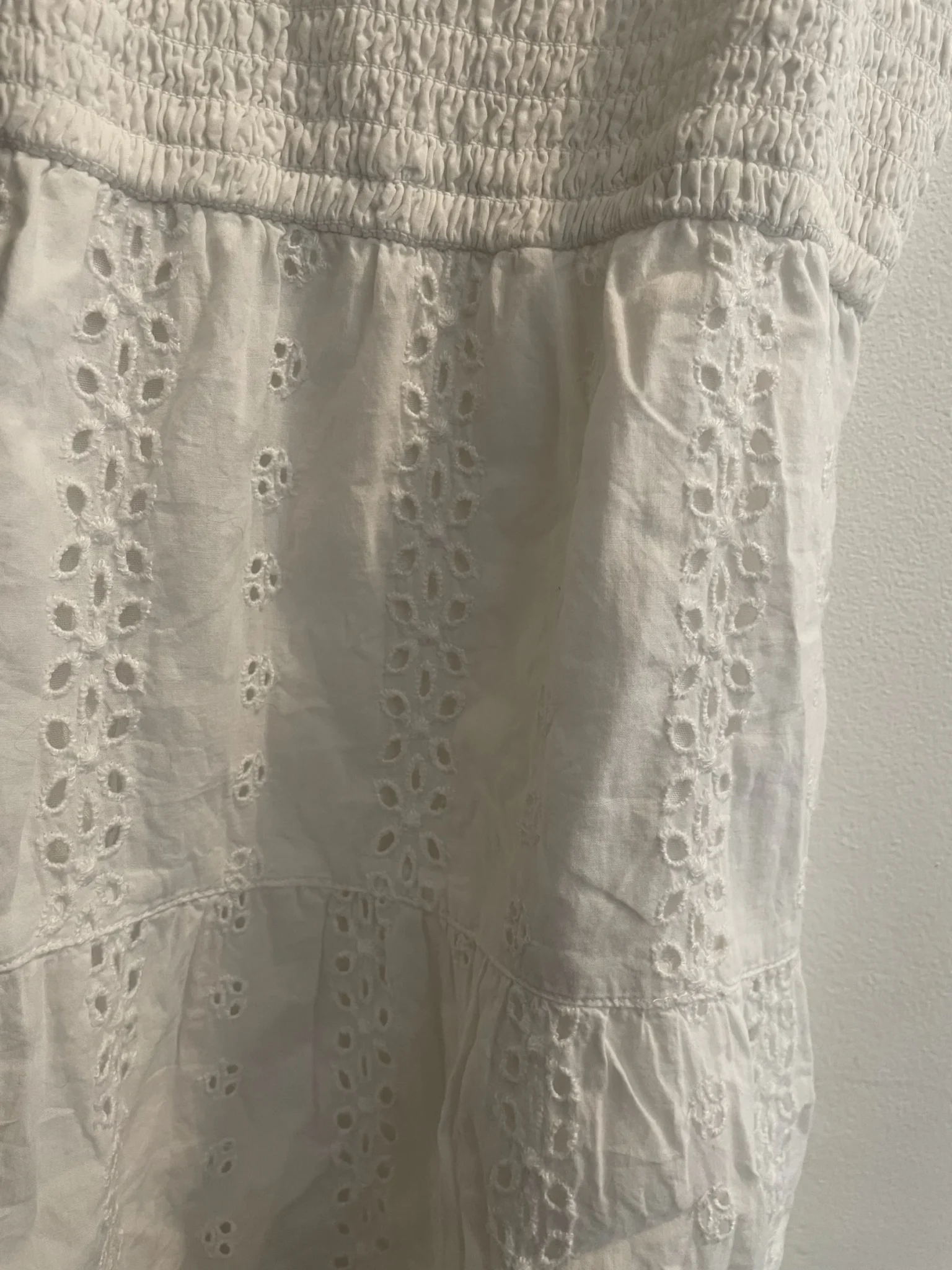 Image for Robe blanche broderie anglaise