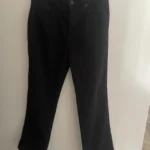 Featured thumbnail for Pantalon, jean noir, Uniqlo