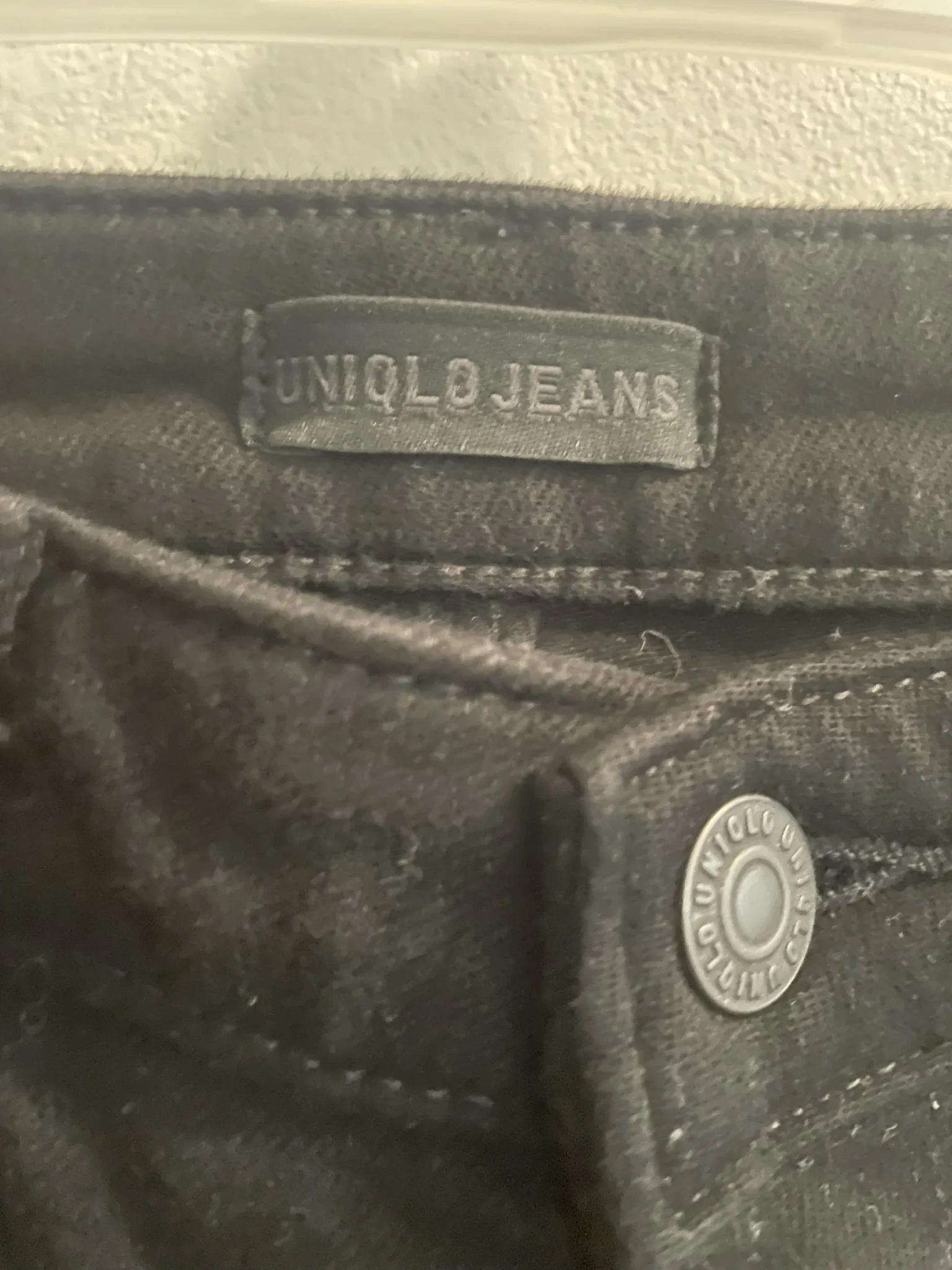 Image for Pantalon, jean noir, Uniqlo