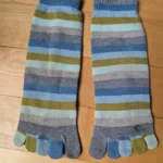 Featured thumbnail for Bas à orteils, couleurs neutres