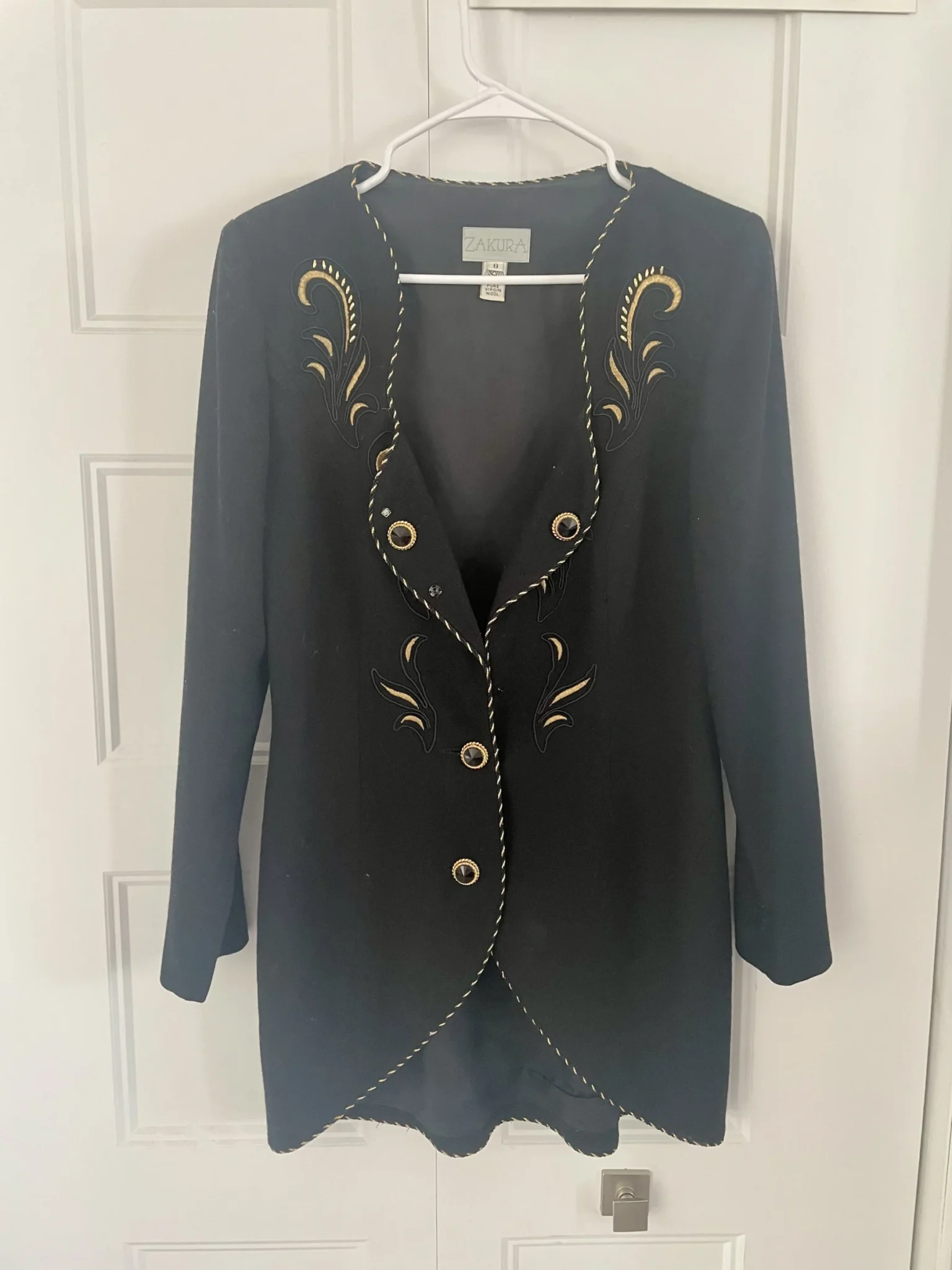 Featured image for Veste vintage élégante noire et dorée – 100% laine vierge