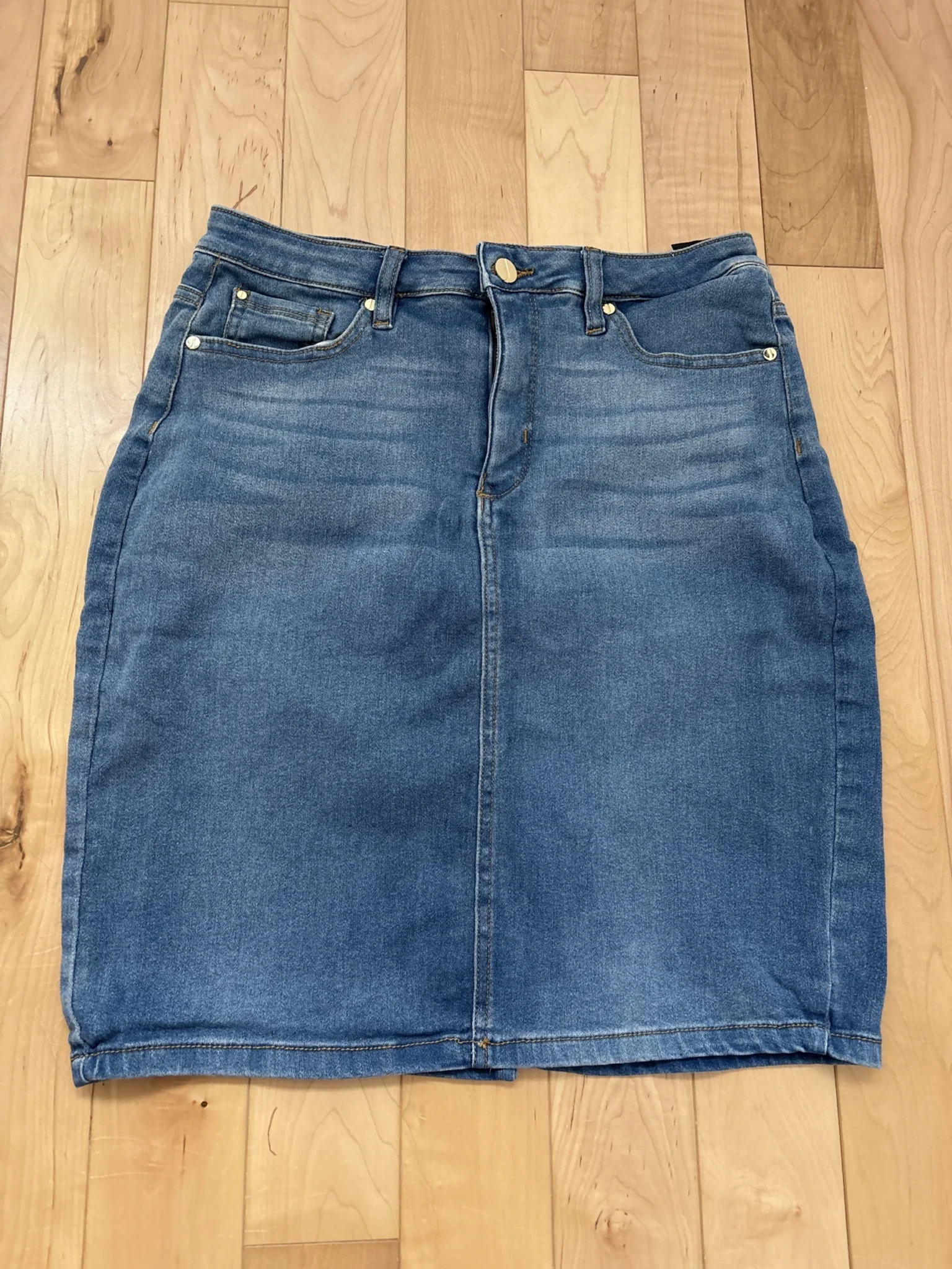 Featured image for Jupe denim