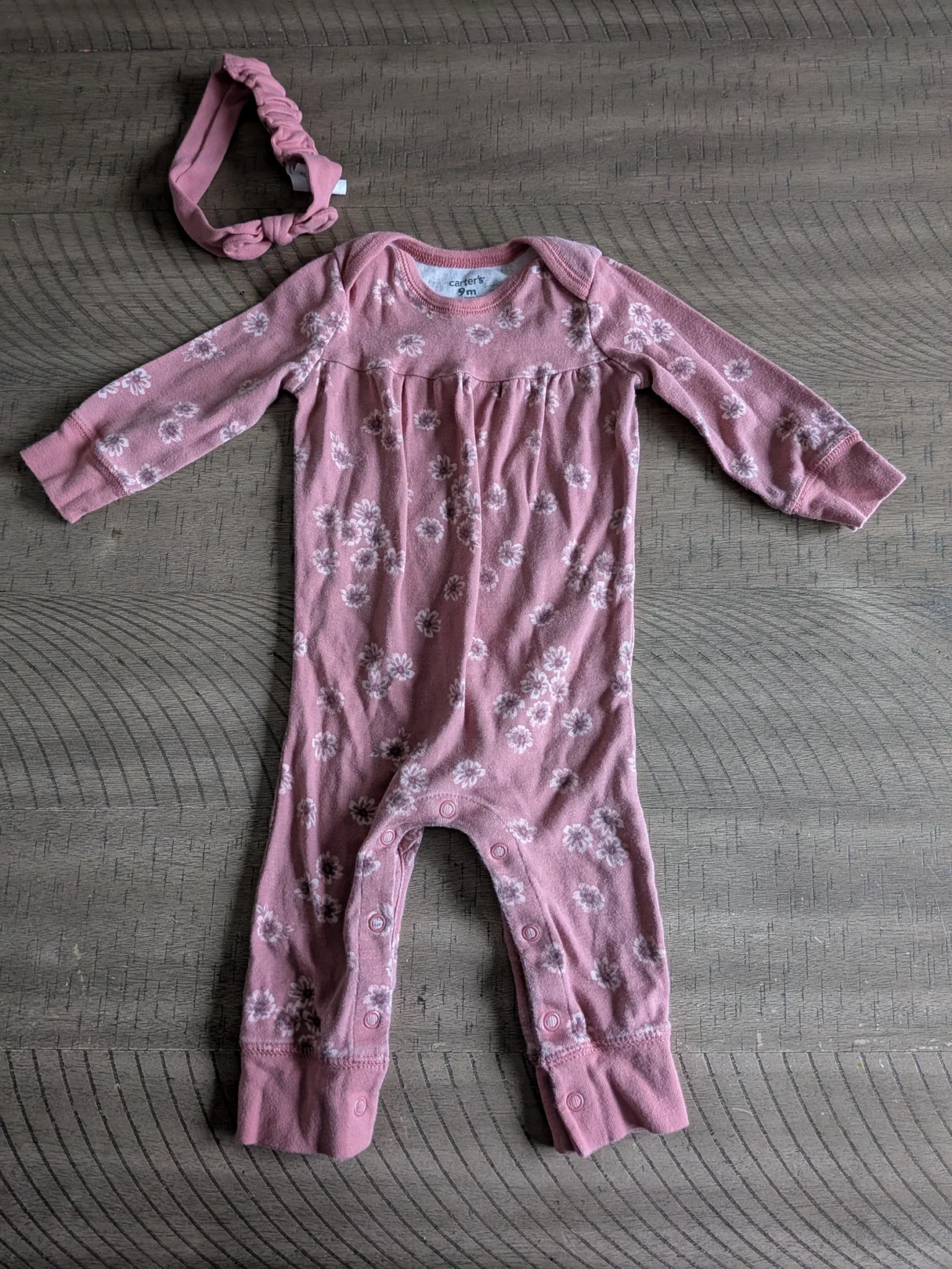 Image for Lot 2 pyjamas Carter's