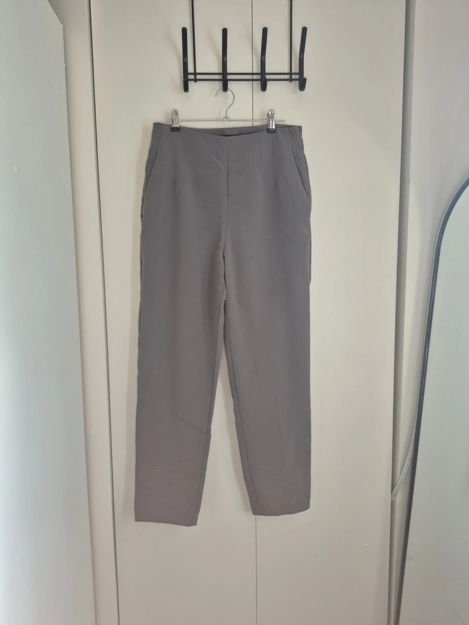 Featured image for Dynamite high waist trousers size 6
