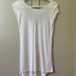 Featured thumbnail for T shirt dos ouvert blanc