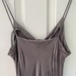 Thumbnail for Robe nuisette Zara aspect satin gris avec un subtil effet tie-dye ton sur ton - Très unique