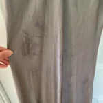 Thumbnail for Robe nuisette Zara aspect satin gris avec un subtil effet tie-dye ton sur ton - Très unique