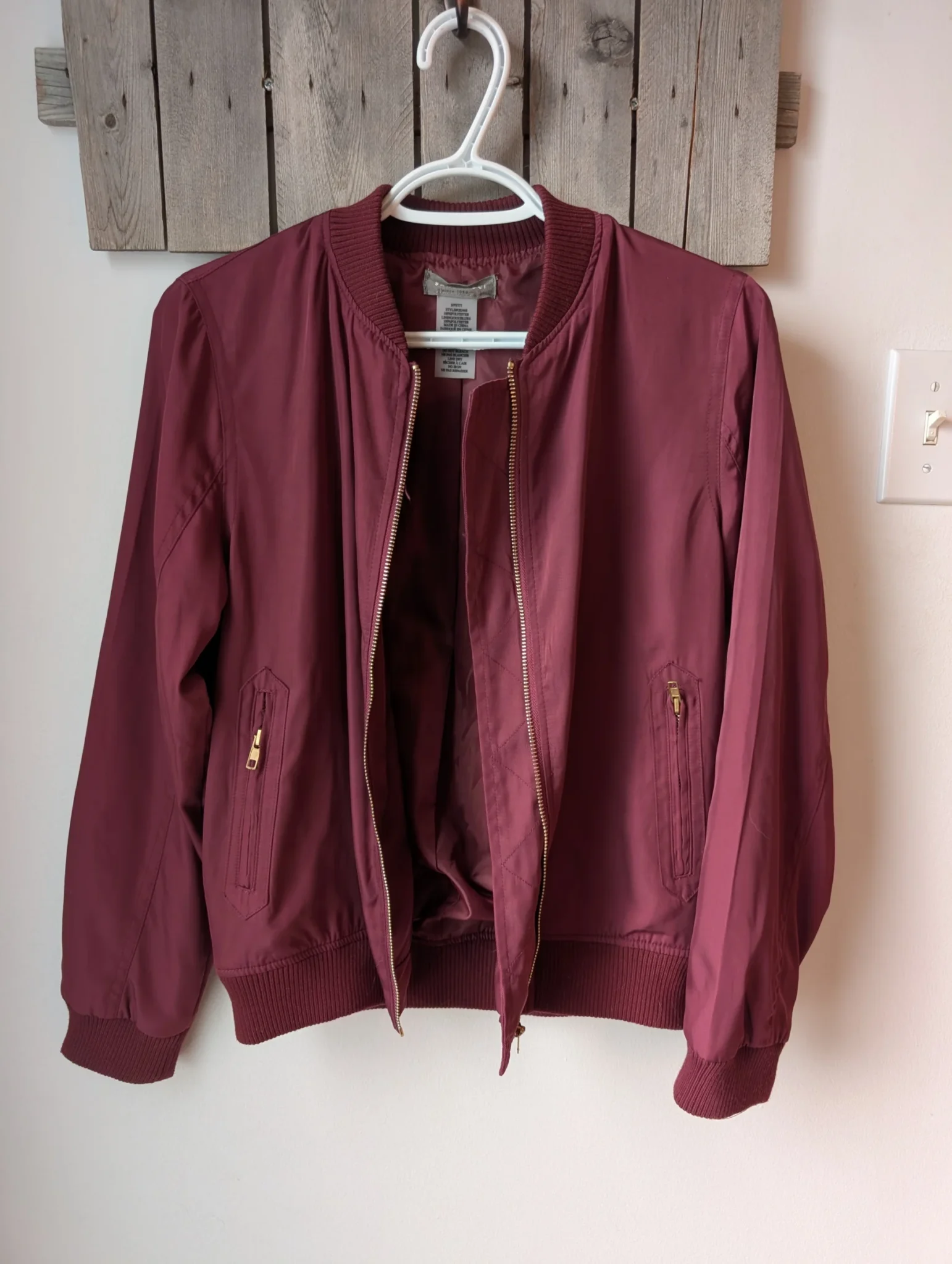 Featured image for Bomber jacket "sans souci"