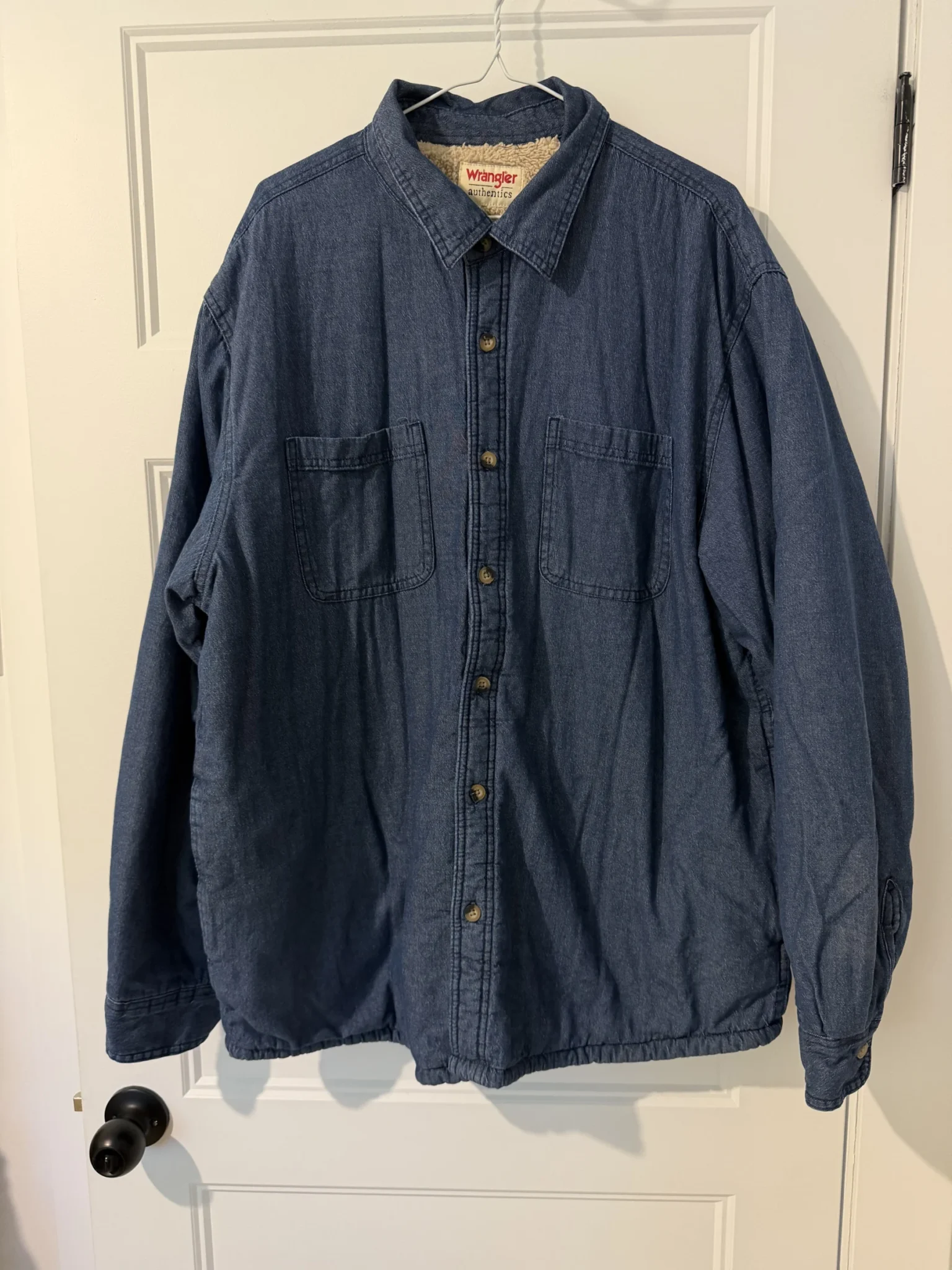 Featured image for Veste Wrangler pour homme doublée en sherpa épais – Bleu – XL