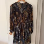 Thumbnail for Robe avec motif tropical