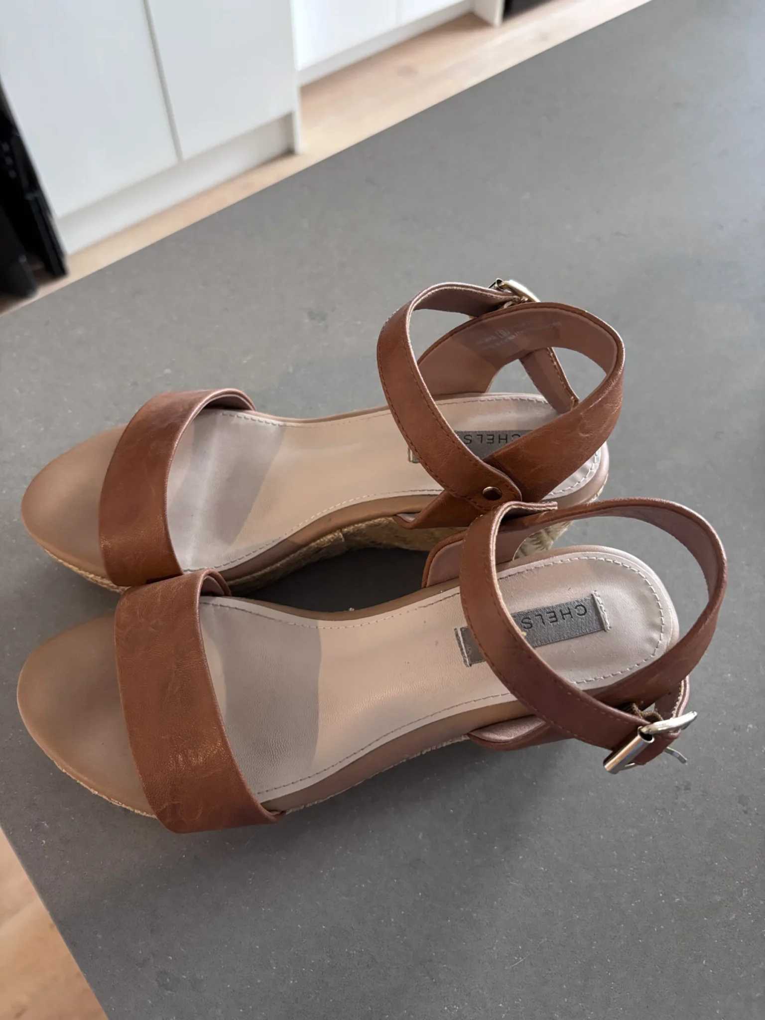Image for Sandale Yellow en excellente condition