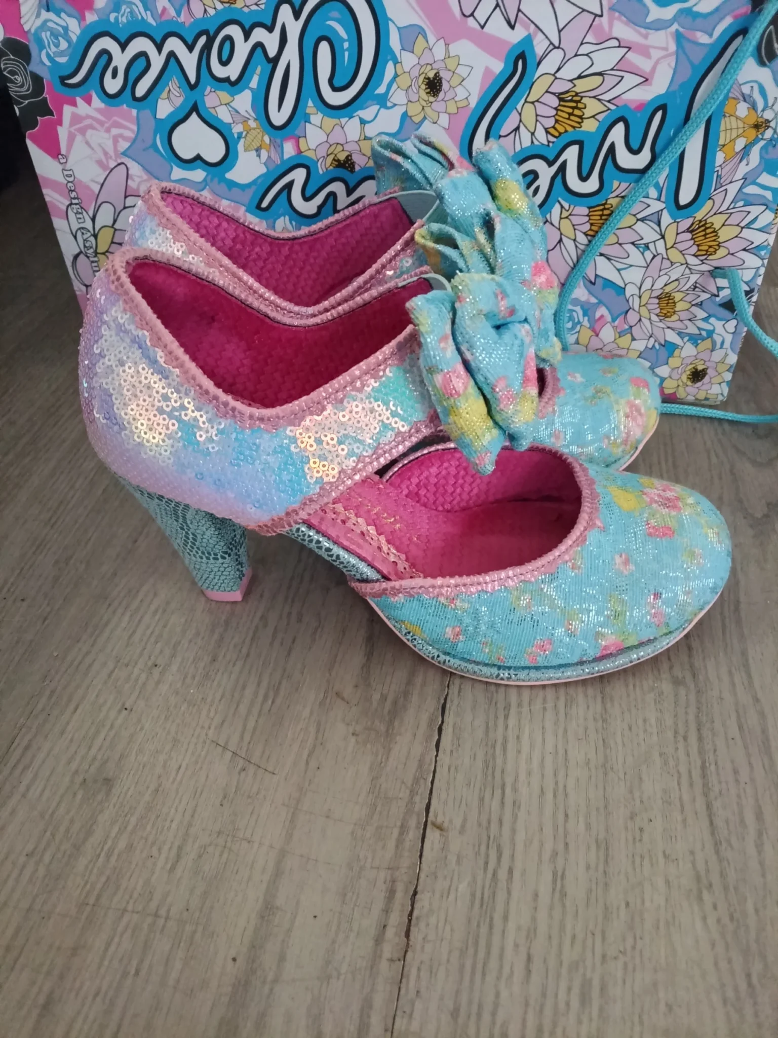 Image for Irregular choice giggles and chips 39