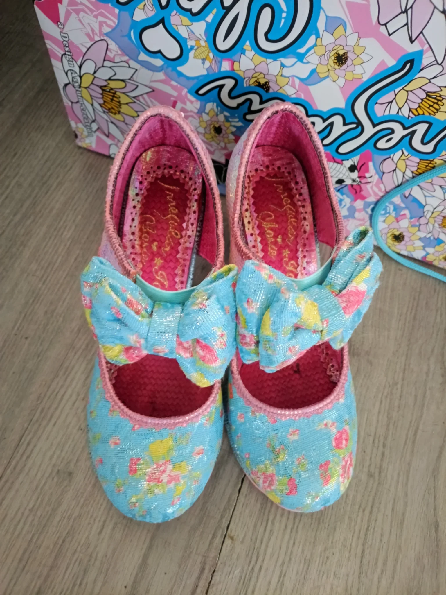 Image for Irregular choice giggles and chips 39