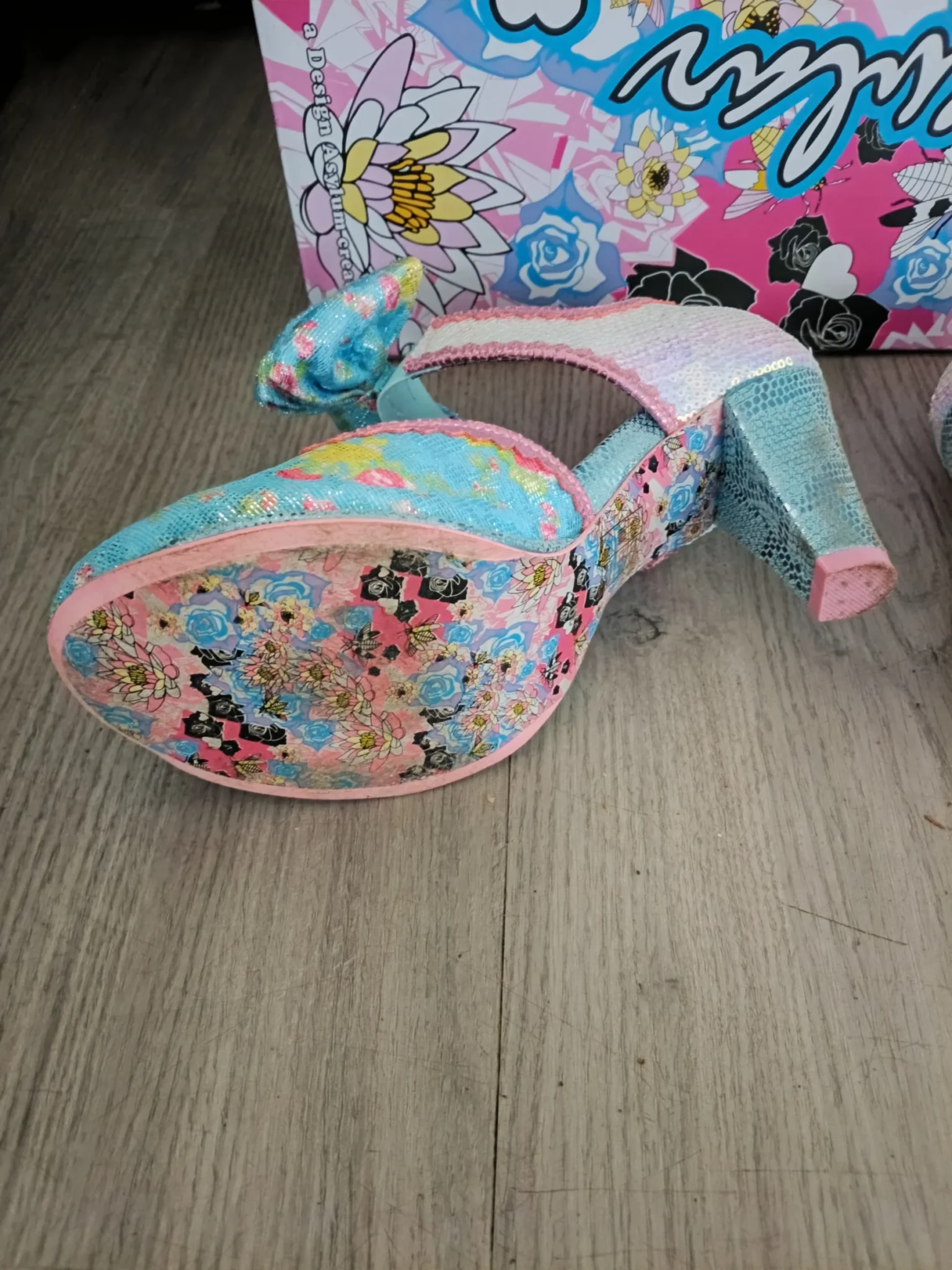 Image for Irregular choice giggles and chips 39