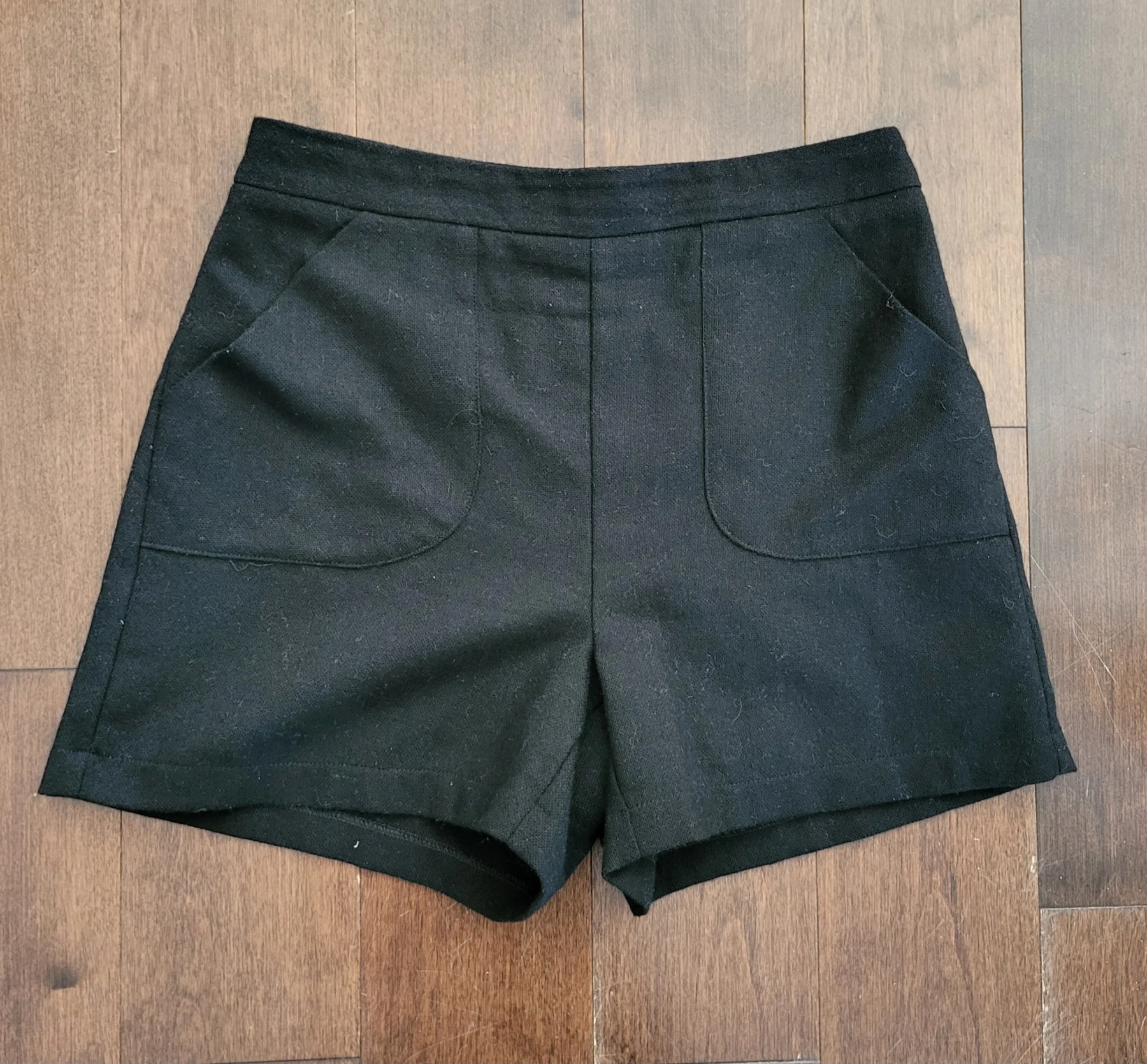 Short en lainage Meemoza seconde main