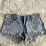 Featured thumbnail for Short en jeans Zara