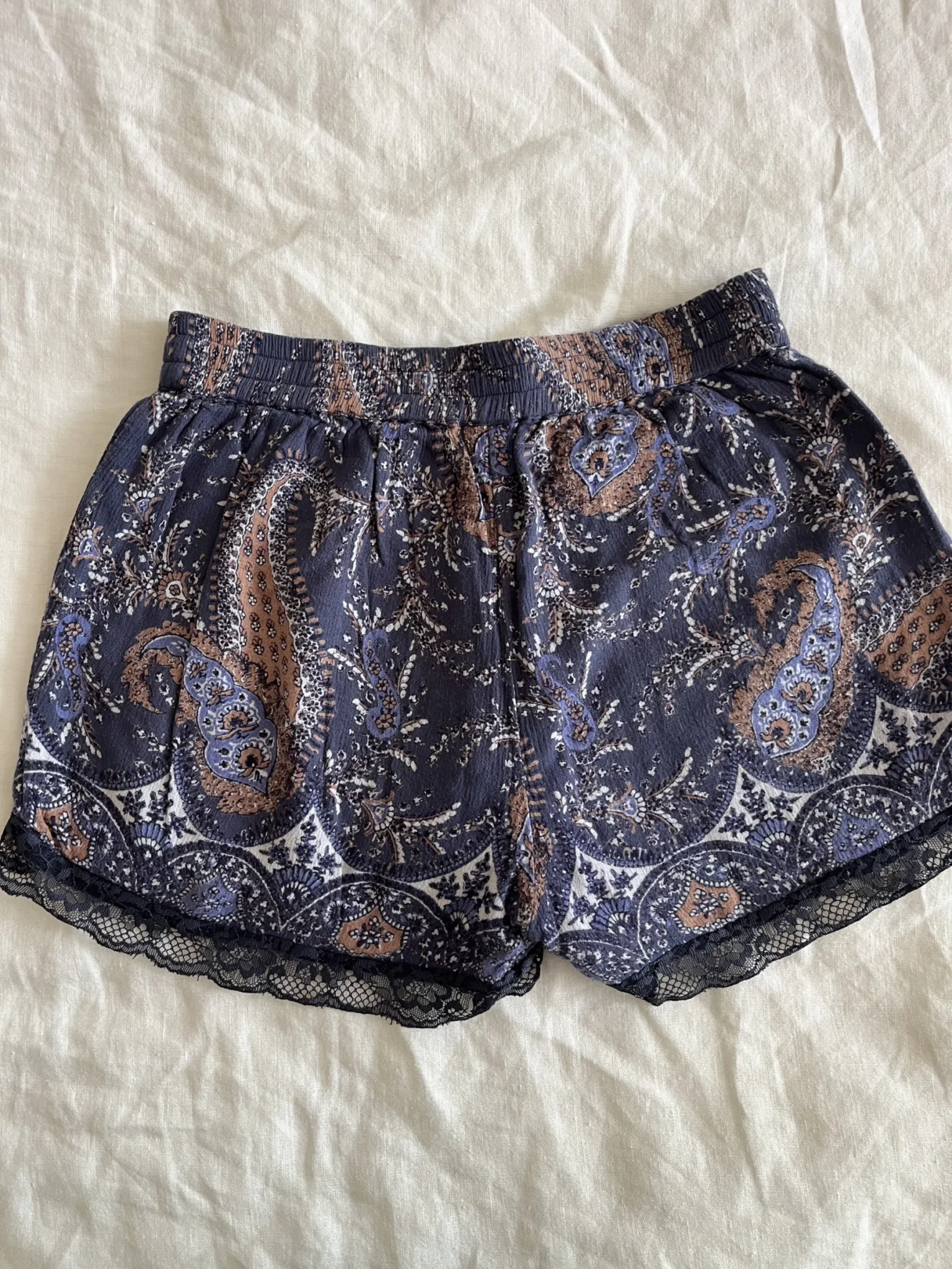 Image for Short Vero Moda avec dentelle