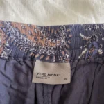 Thumbnail for Short Vero Moda avec dentelle
