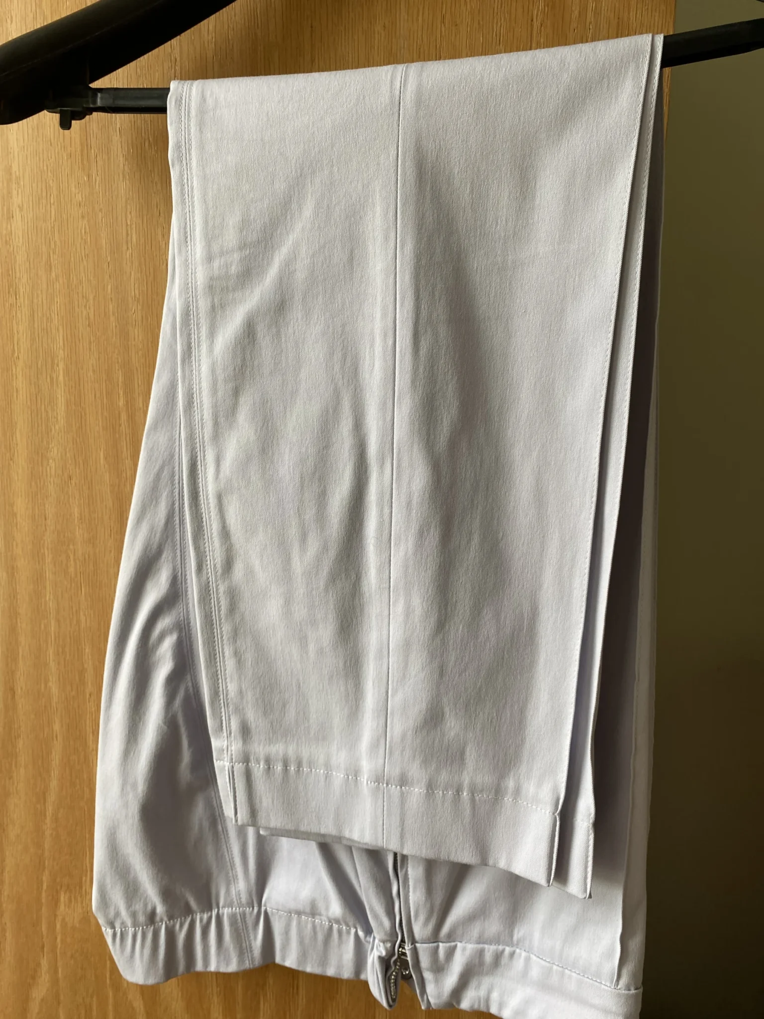 Featured image for Pantalon