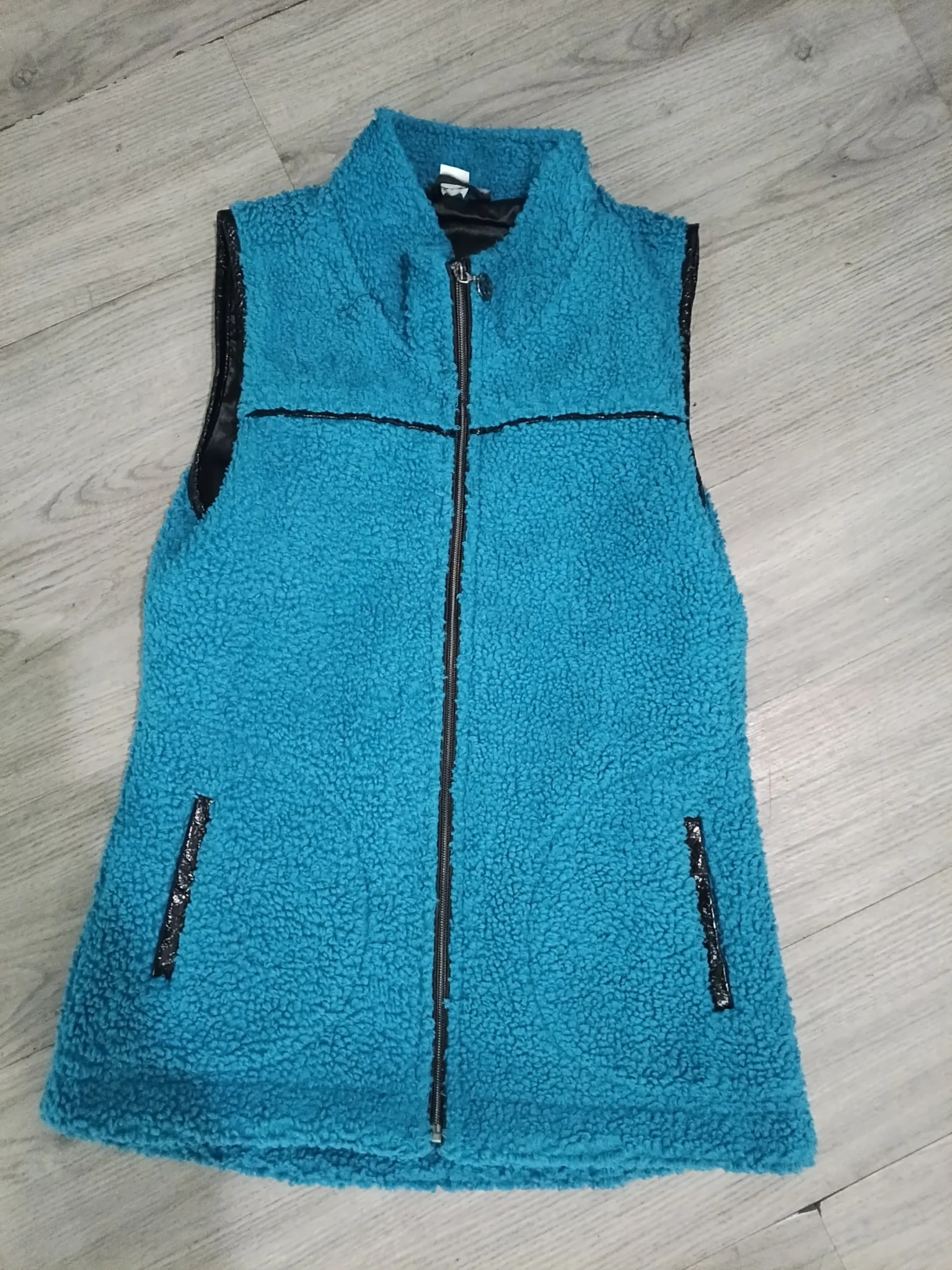 Featured image for Veste sans manche Dolcezza xsmall