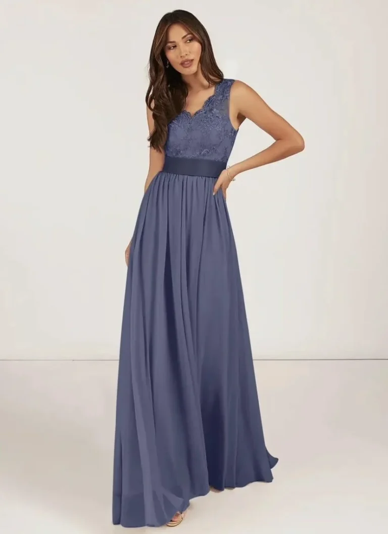 Image for Robe Azazie