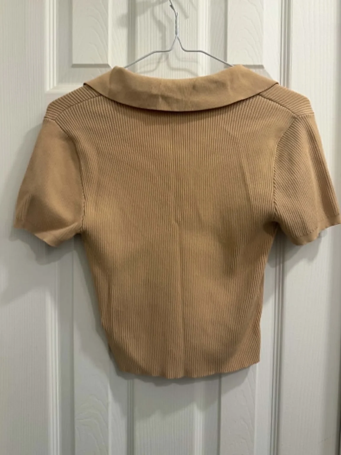 Image for Crop Beige