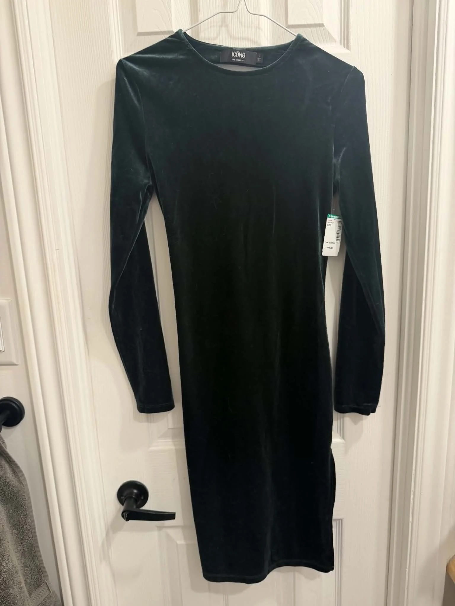 Robe neuve verte Icone seconde main