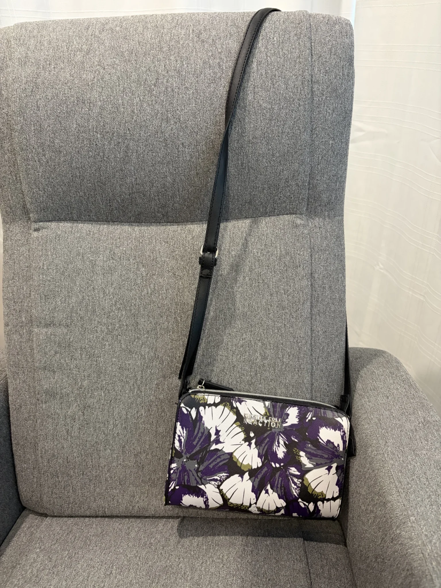 Image for Kenneth Cole Reaction handbag