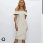 Featured thumbnail for Aritzia/Robe "Ruslan" Sz 8