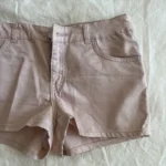 Featured thumbnail for Short rose pale H et M