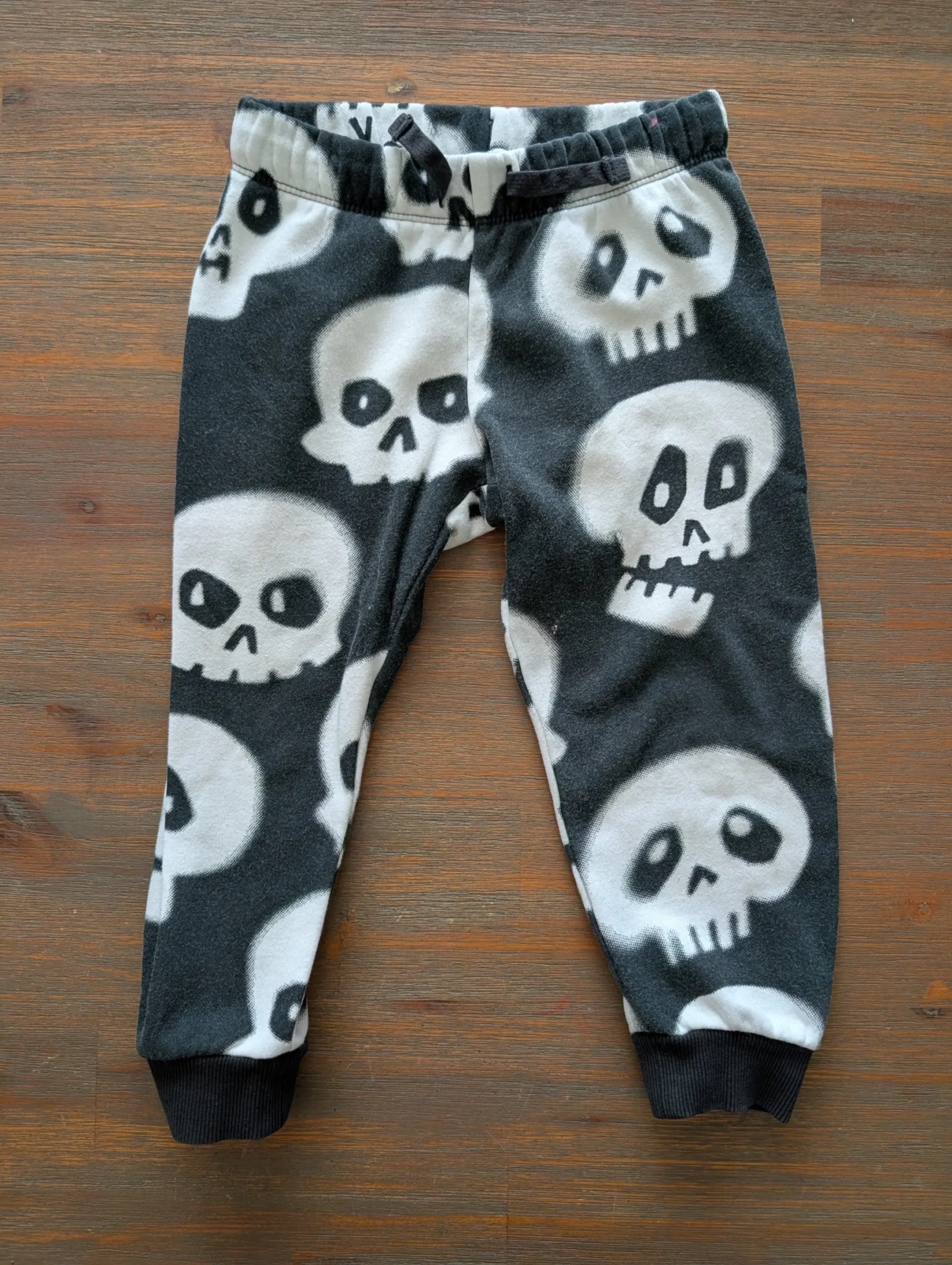 Featured image for HM trousers 3 years