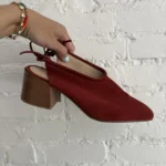 Featured thumbnail for Chaussures en suède