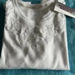 Thumbnail for Chandail blanc - 60% coton - Allison Daley