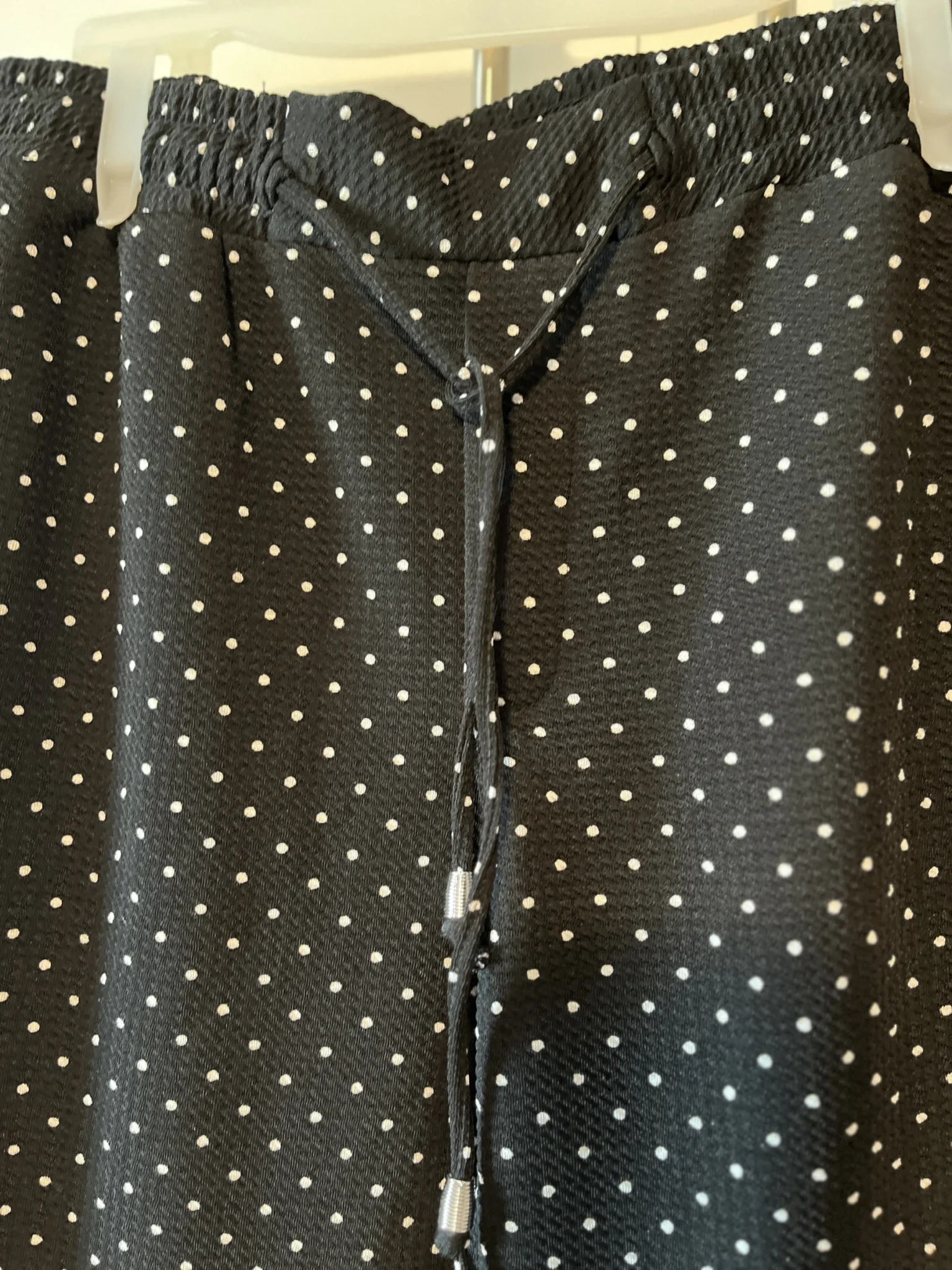 Image for Pantalon noir à pois blancs - Lily Morgan