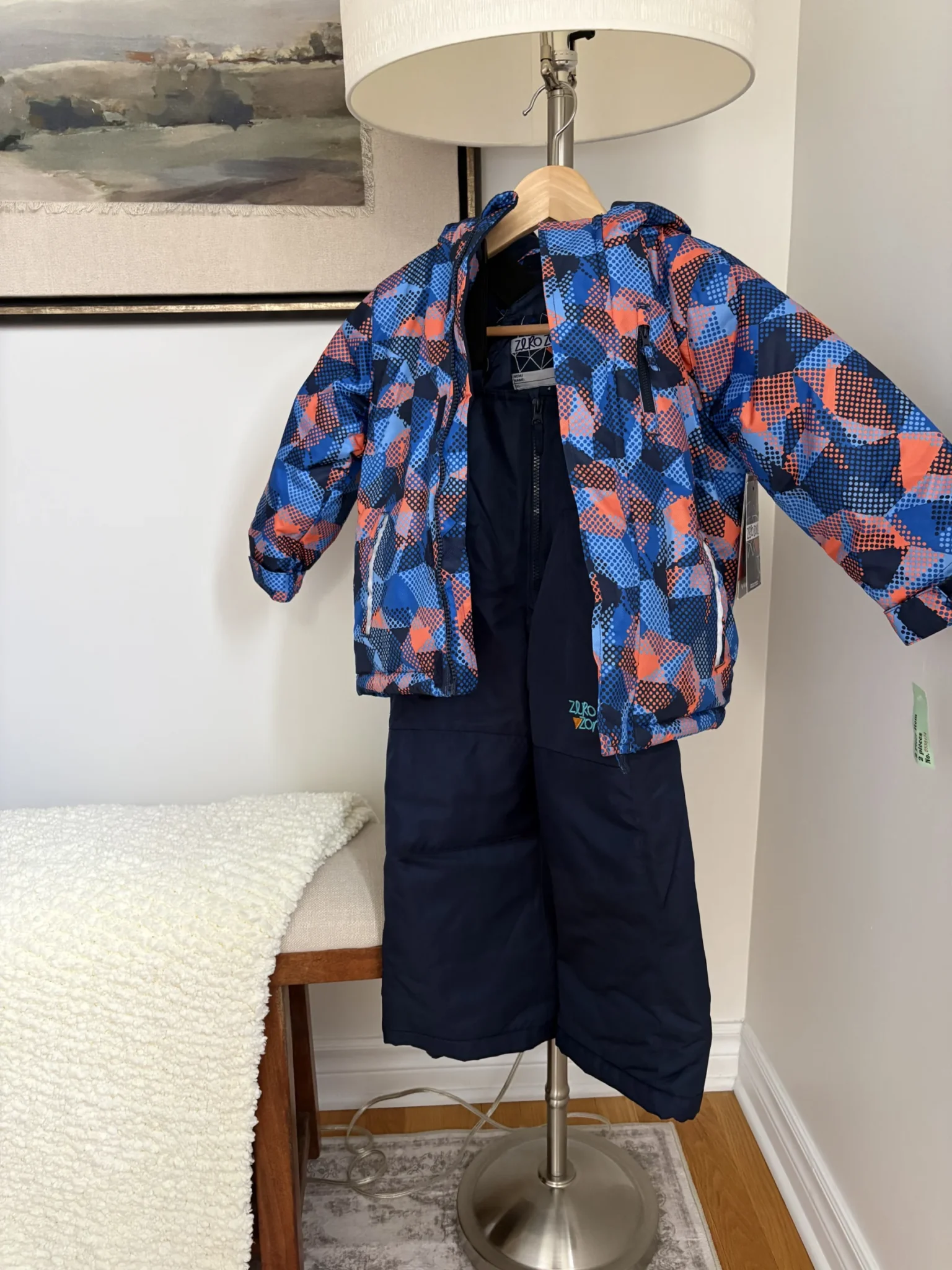 Featured image for Snow coat and trousers set