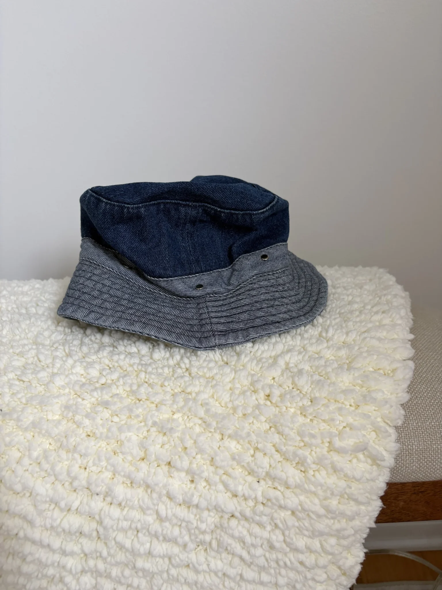 Image for Bucket hat / chapeau