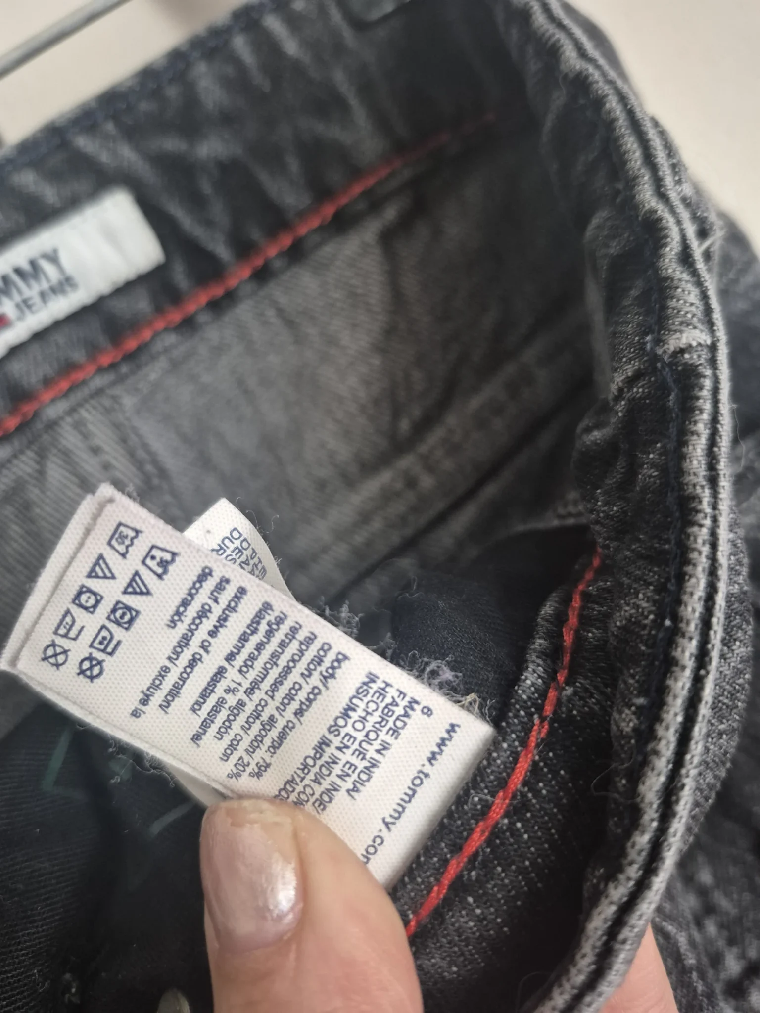 Image for Tommy hilfiger jeans size 6