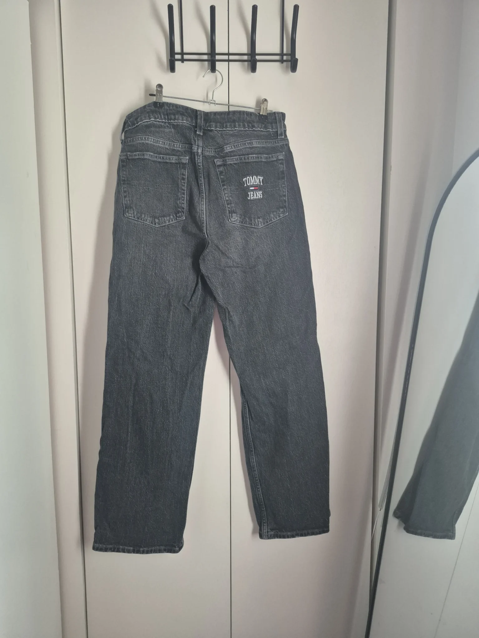 Image for Tommy hilfiger jeans size 6