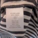 Thumbnail for Chemise en soie Everlane