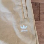Thumbnail for Bermudas and joggers