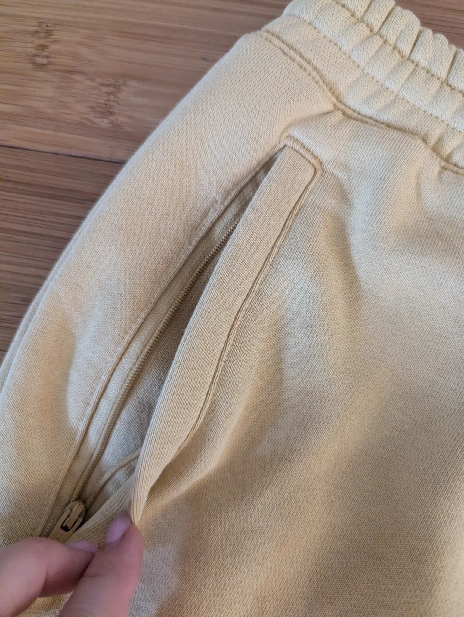Image for Bermudas and joggers