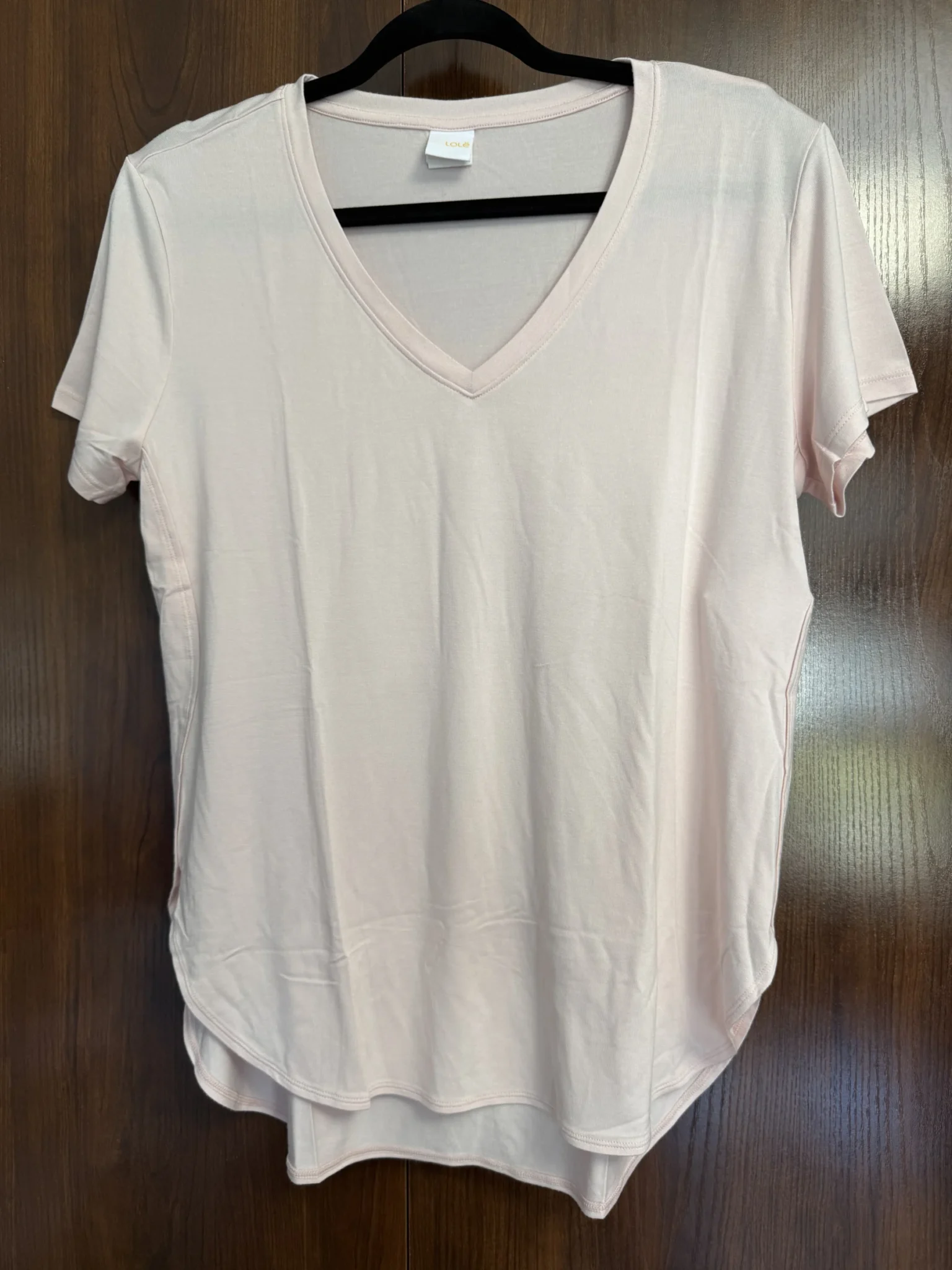 Image for Set of 3 women's tops size M | Lolë and Skechers | Comfortable and athletic clothing